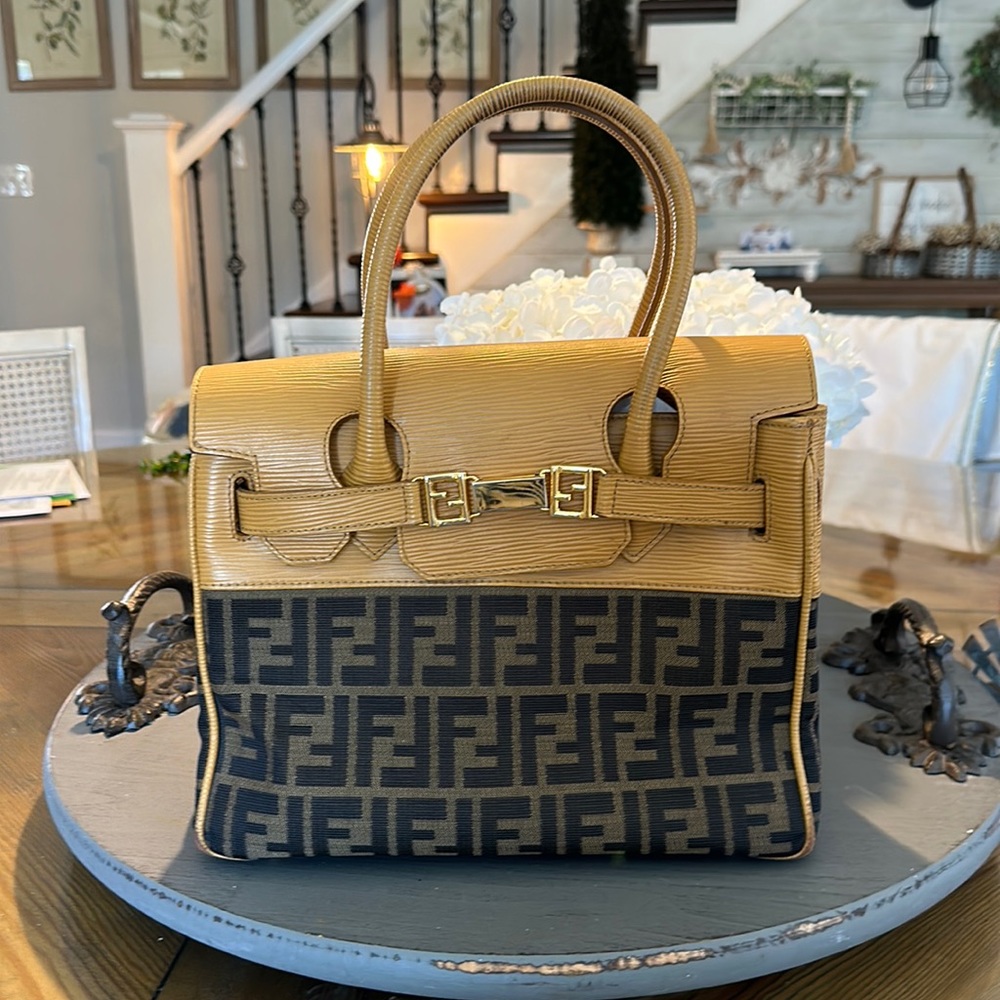 Fendi Baguette vintage monogram handbag